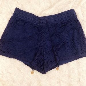 navy lilly pulitzer shorts size M